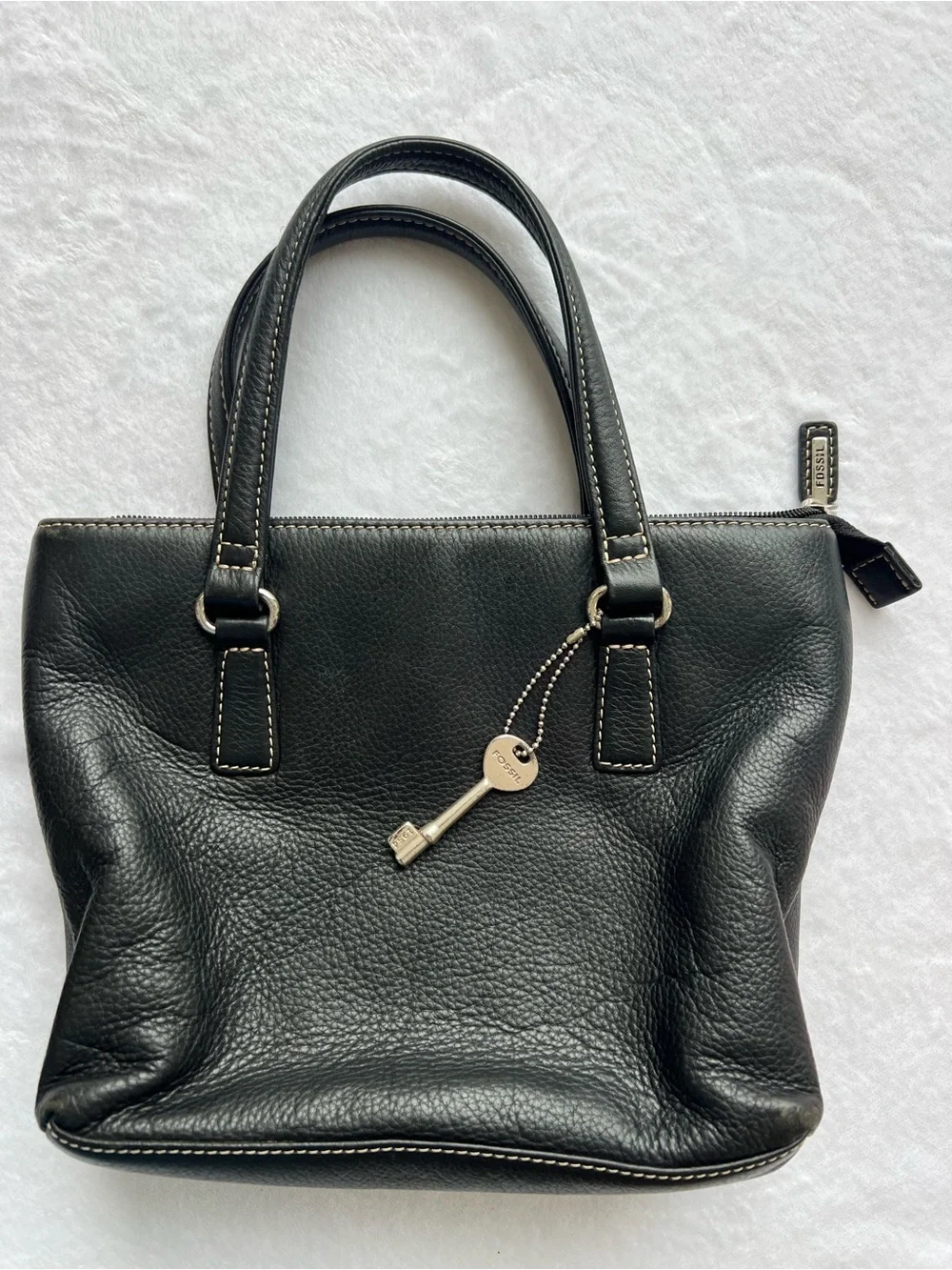 Fossil Black Leather Women Tote Satchel HandBag Purse 75082 Key Charm
